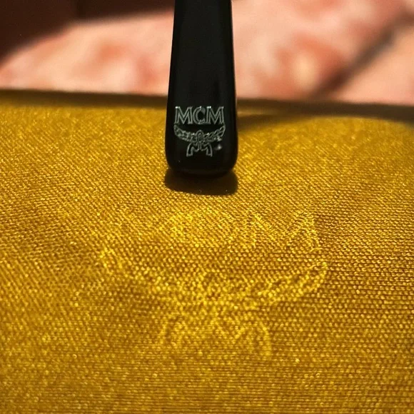 MCM SUNGLASSES LIKE NEW - Picture 6 of 7